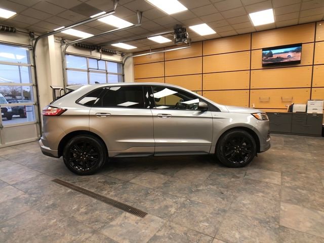 Certified 2022 Ford Edge ST-Line image 8