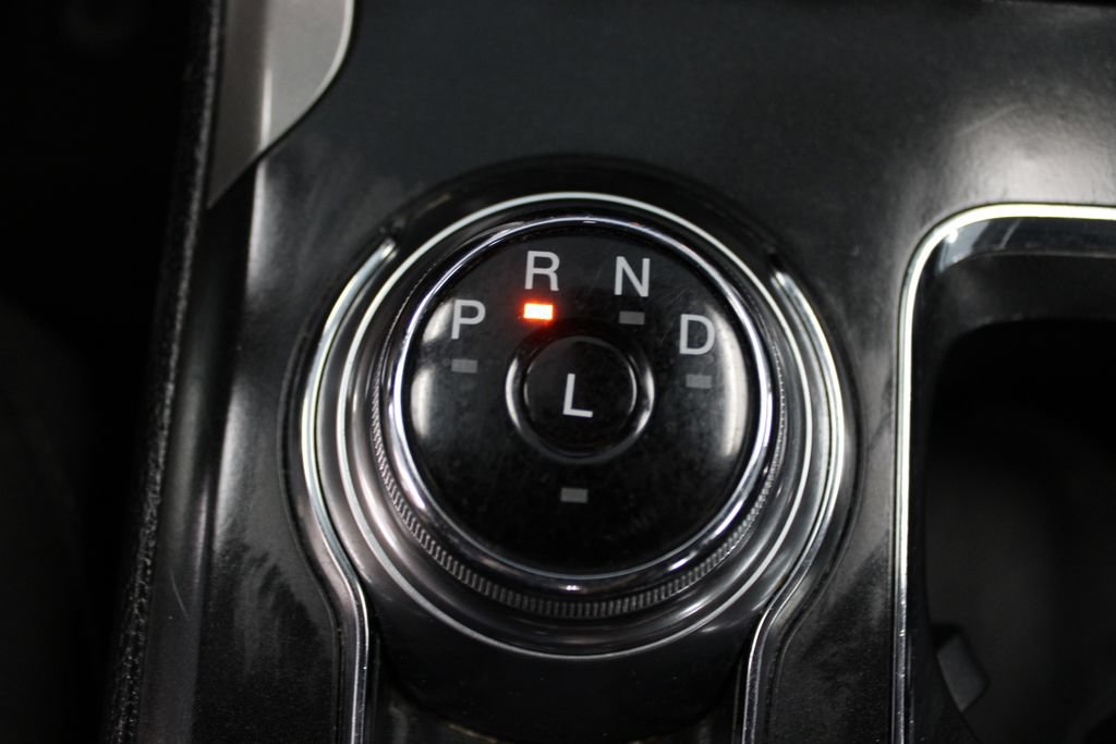 Certified 2020 Ford Fusion SE FWD image 22