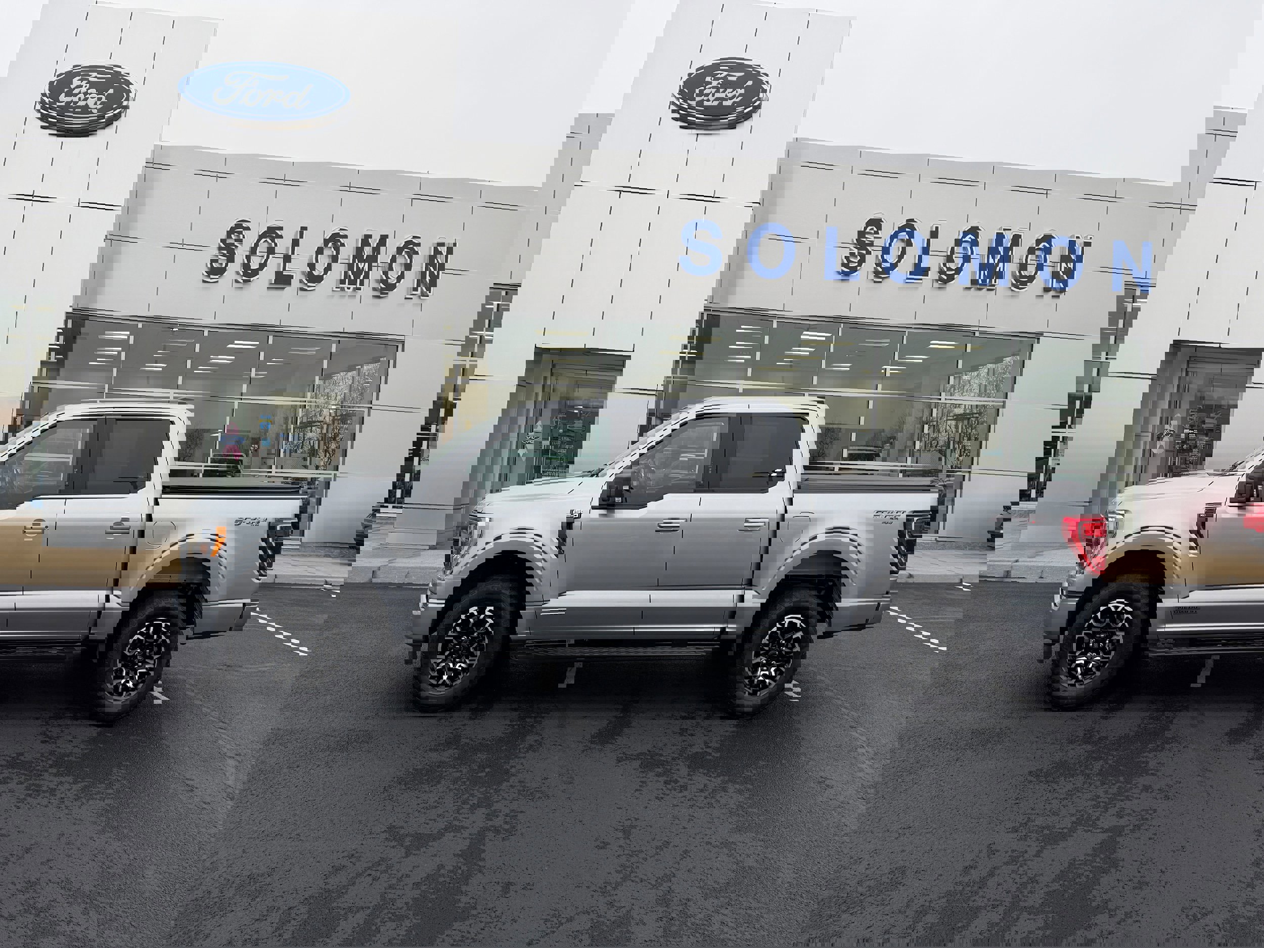 Certified 2023 Ford F150 XLT w/ Equipment Group 302A High image 6