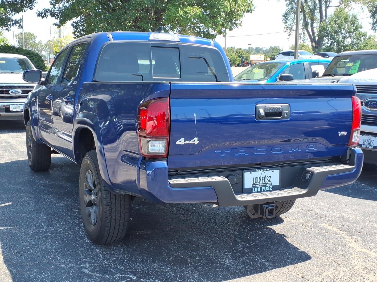 Used 2023 Toyota Tacoma SR5 w/ Technology Package AWD/4WD image 25
