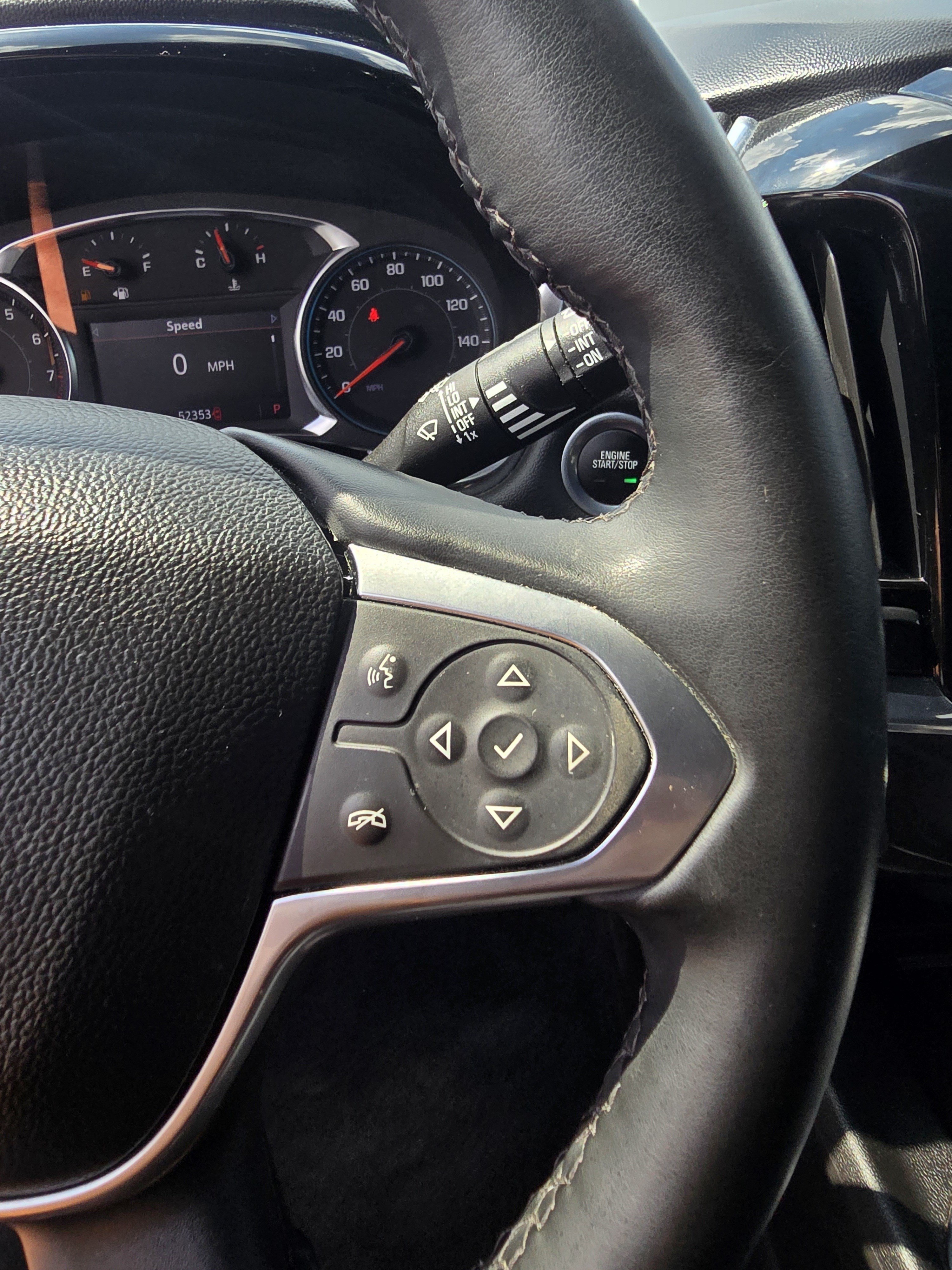 Used 2023 Chevrolet Traverse LT FWD image 22
