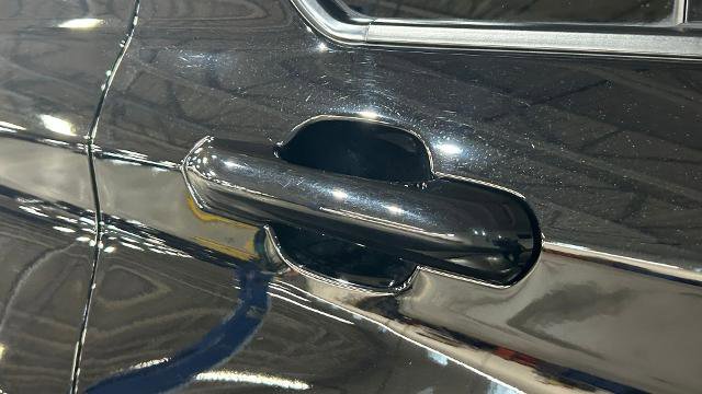 Certified 2023 Ford Explorer XLT w/ Equipment Group 202A image 17