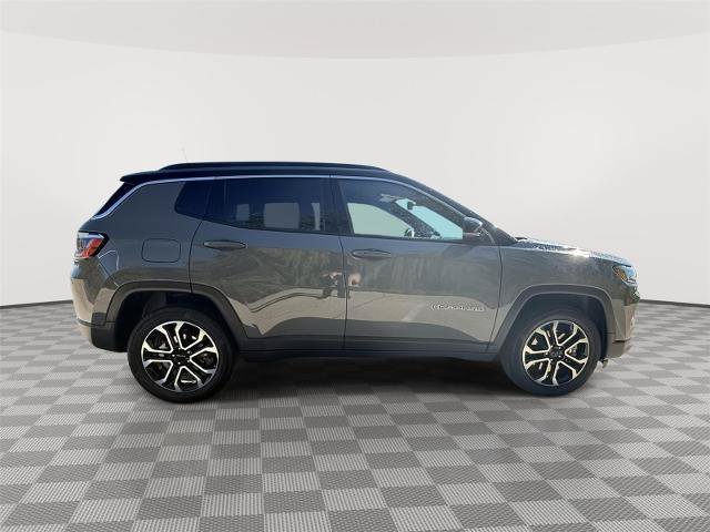 Used 2024 Jeep Compass Limited AWD/4WD image 8