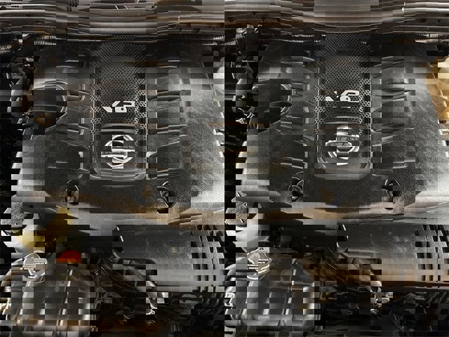 Used 2022 Nissan Armada SL w/ Captain's Chairs Package image 26