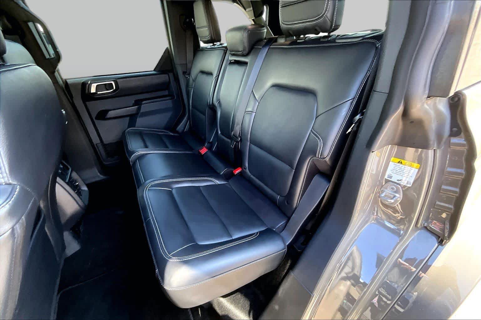 Certified 2025 Ford Bronco Outer Banks AWD/4WD image 21
