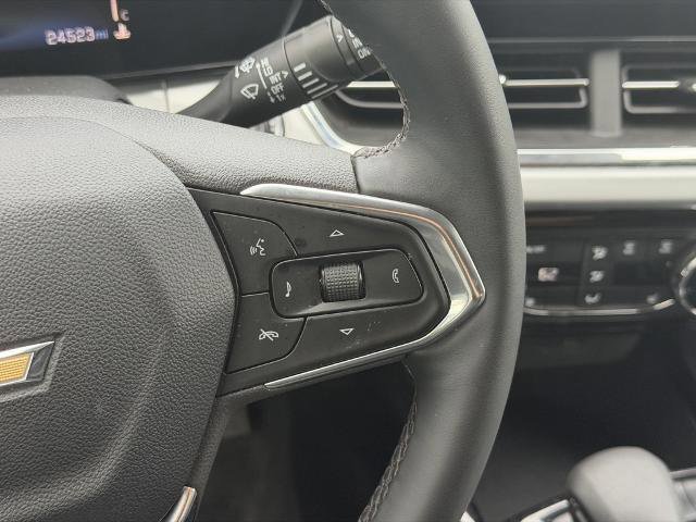 Used 2025 Chevrolet Trax LT w/ LT Convenience Package image 17