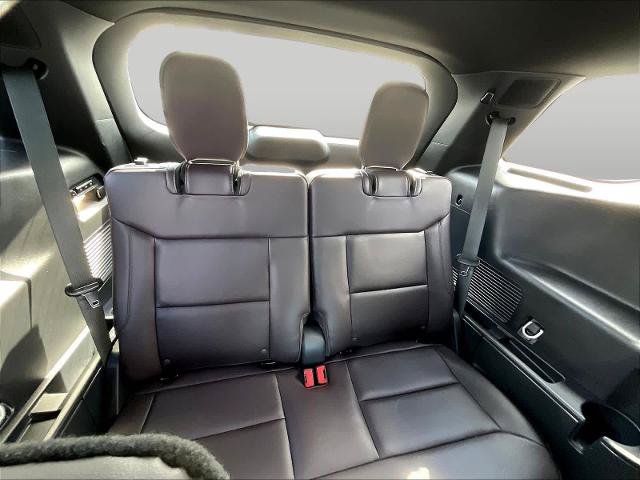 Certified 2025 Ford Explorer Platinum w/ Ultimate Package AWD/4WD image 28