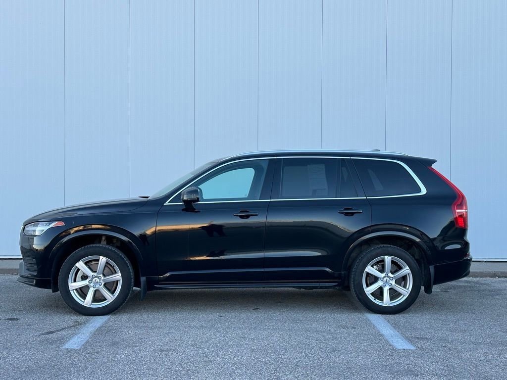 Used 2023 Volvo XC90 B5 Core w/ Protection Package Premier image 5