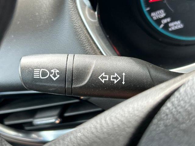 Used 2021 Chevrolet Traverse LS FWD image 26