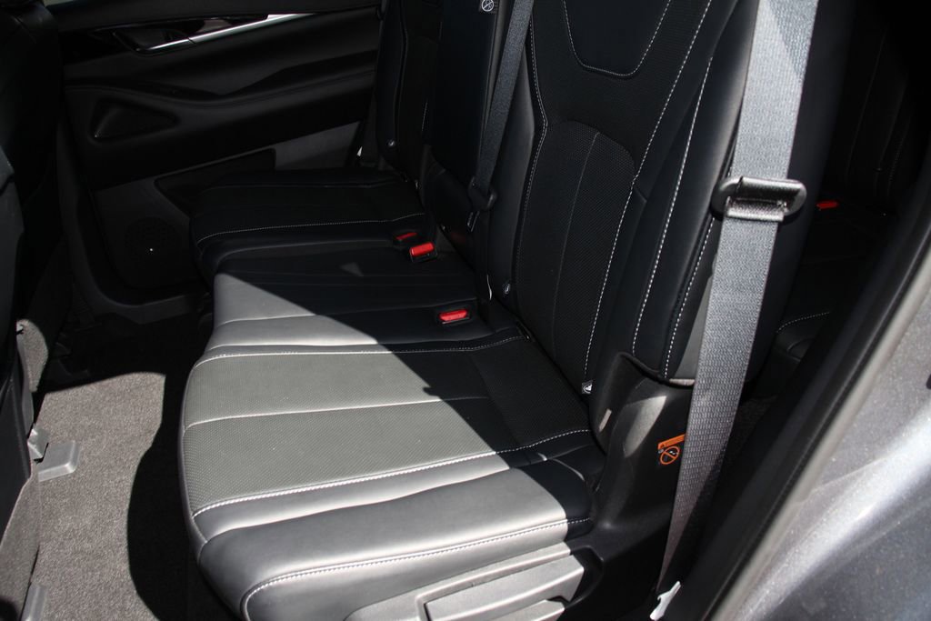 Used 2023 INFINITI QX60 Pure image 20