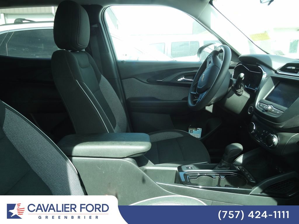 Used 2023 Chevrolet TrailBlazer LT image 11