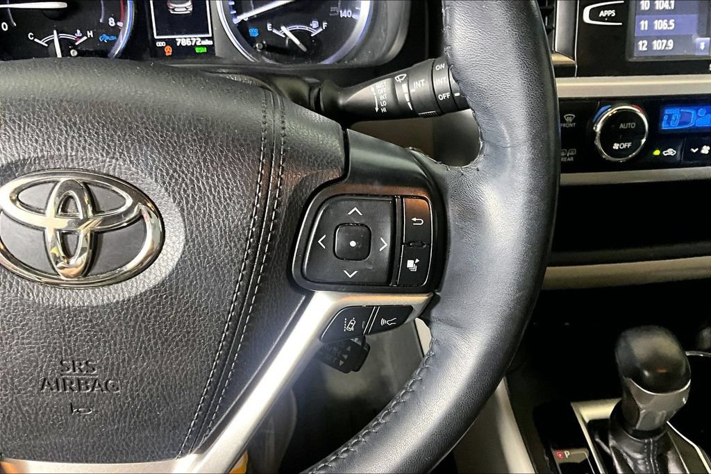 Used 2019 Toyota Highlander XLE FWD image 15