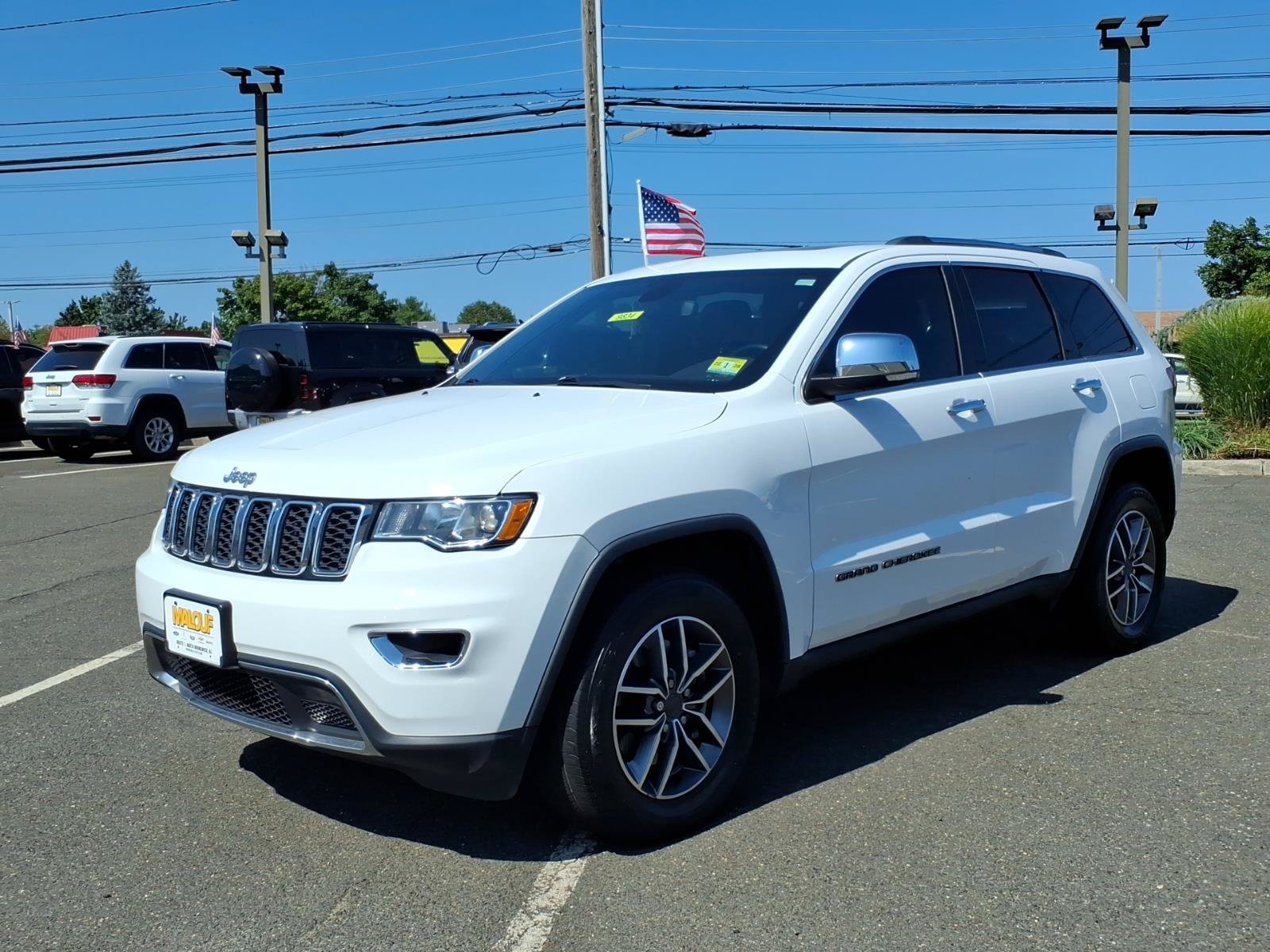 Used 2021 Jeep Grand Cherokee Limited w/ Sun & Sound Group AWD/4WD image 3