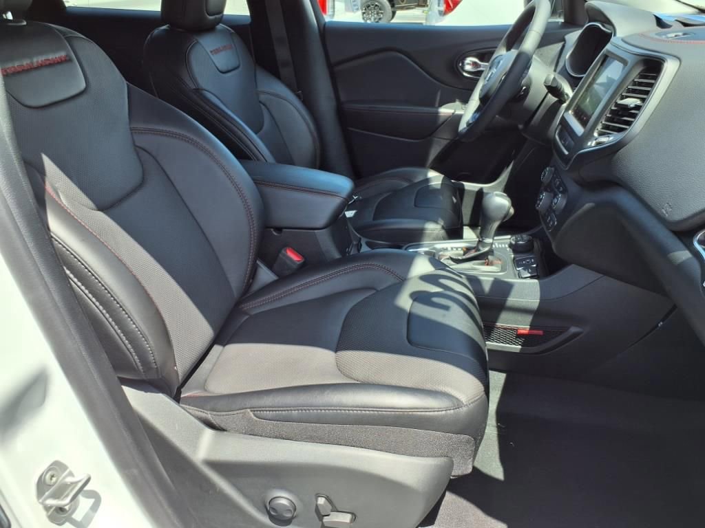 Used 2022 Jeep Cherokee Trailhawk w/ Sound & Nav Group image 14