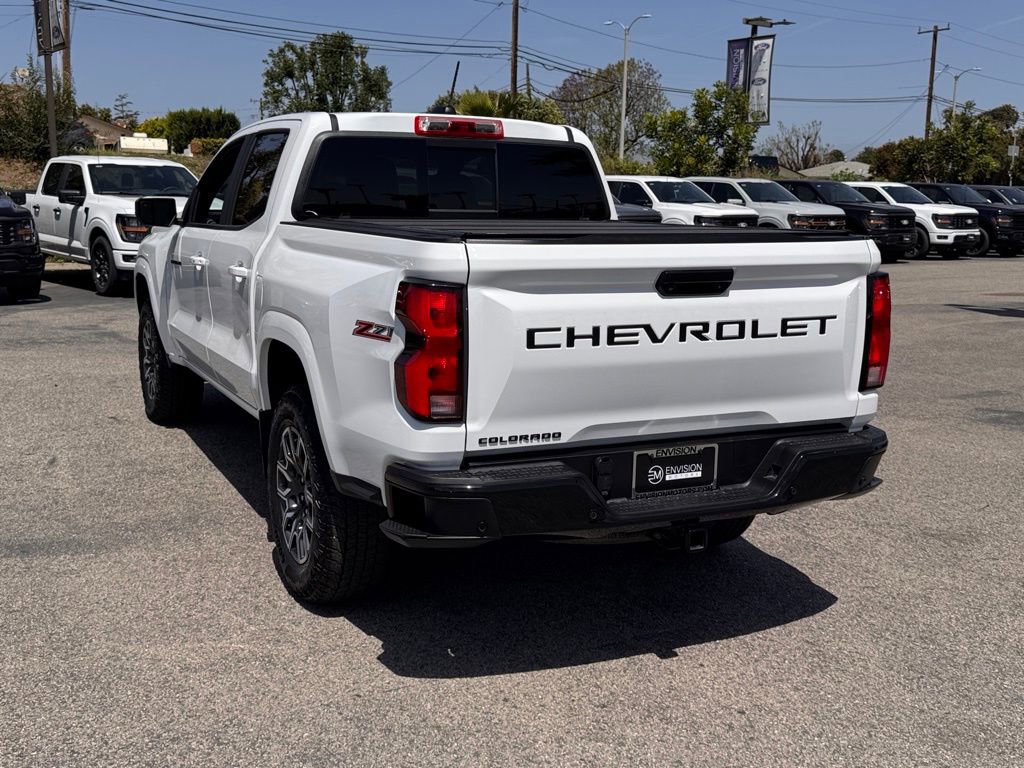 Used 2024 Chevrolet Colorado Z71 w/ Z71 Convenience Package 2 image 10