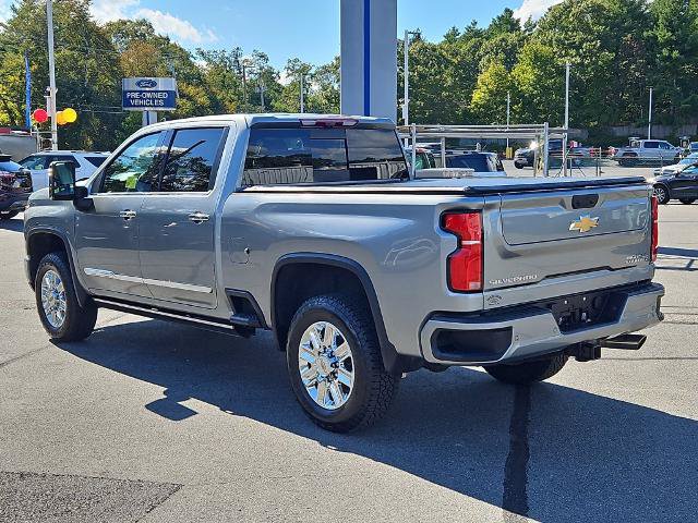 Used 2024 Chevrolet Silverado 2500 High Country w/ High Country Premium Package AWD/4WD image 39