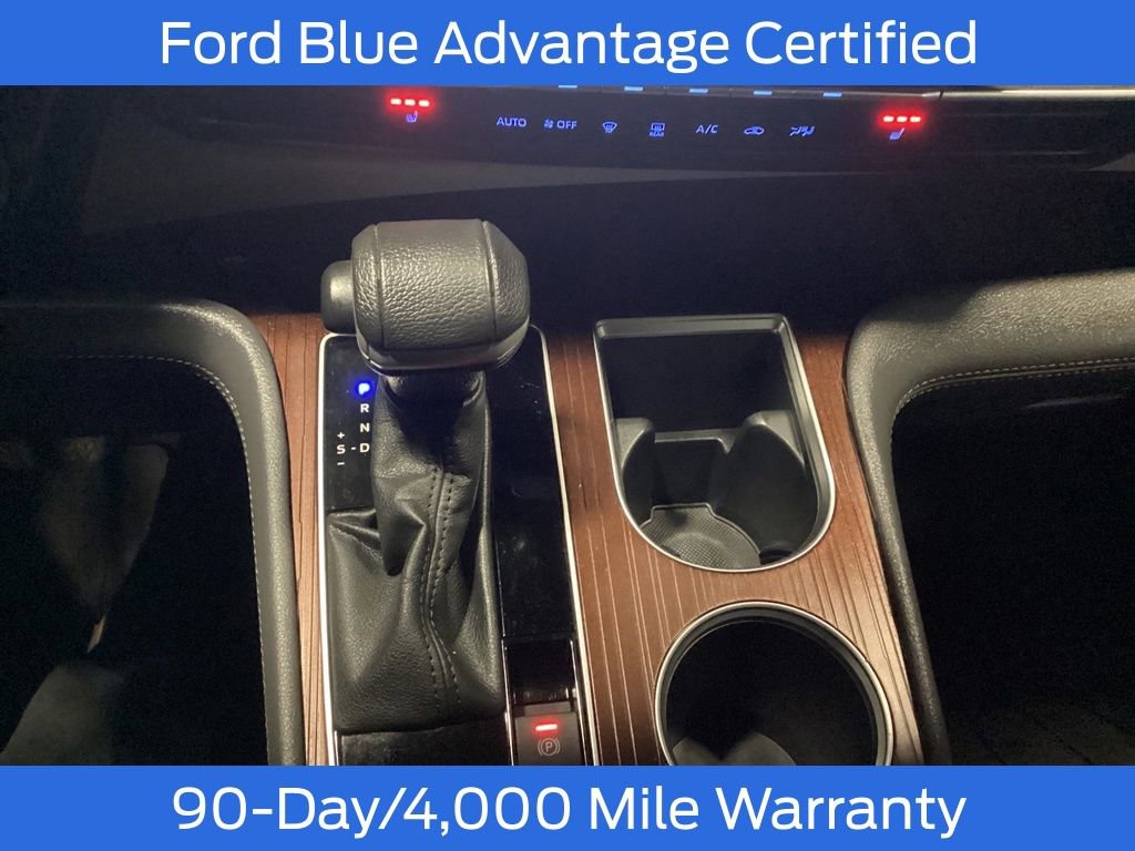 Used 2023 Toyota Sienna XLE image 19