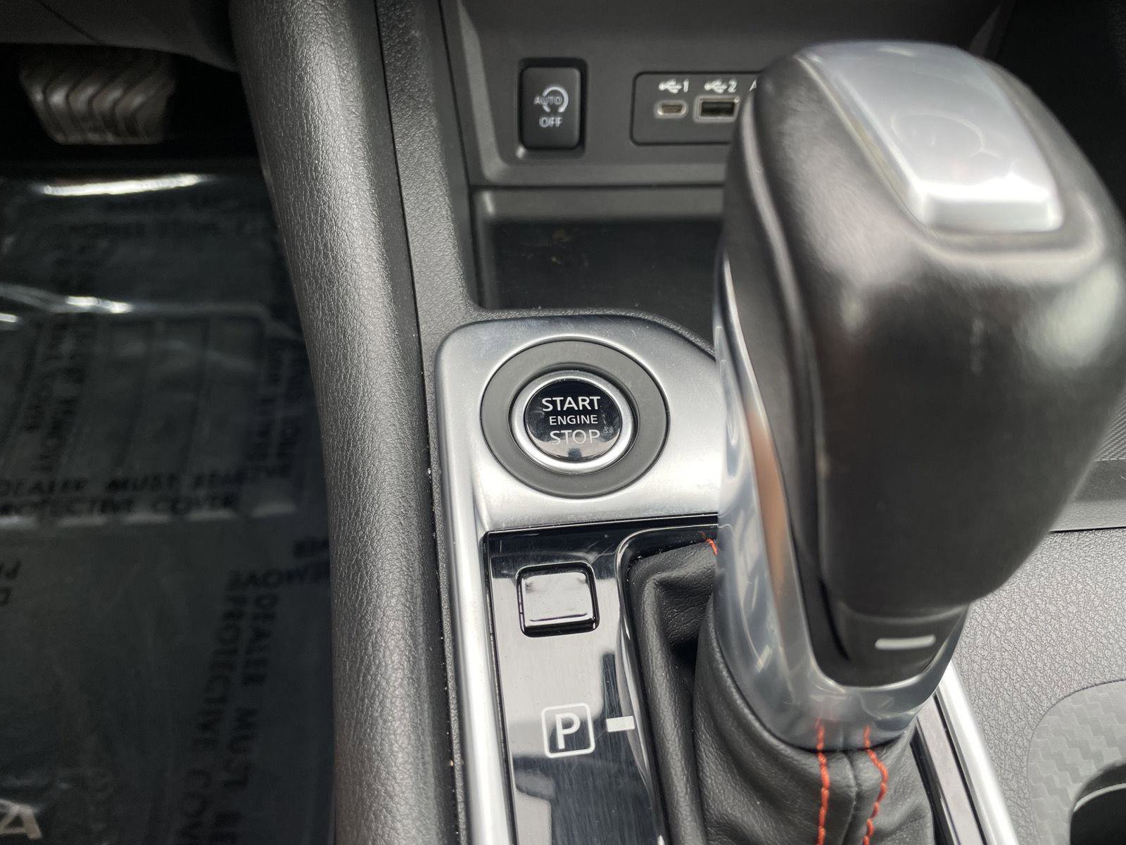 Used 2024 Nissan Sentra SR FWD image 24