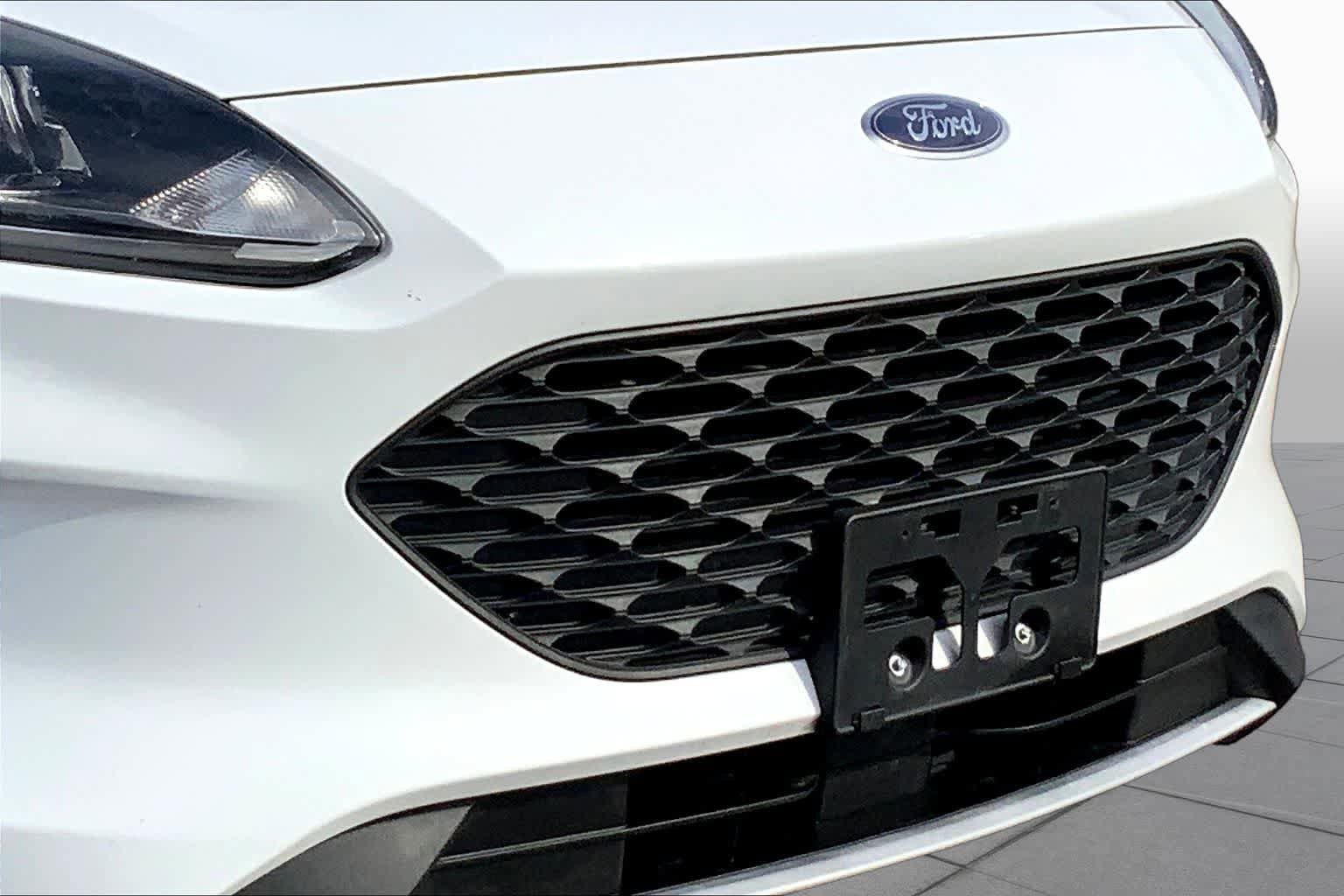 Certified 2022 Ford Escape S FWD image 26