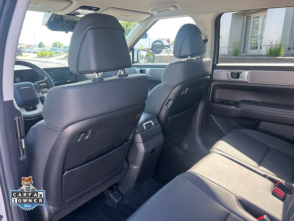 Used 2026 Hyundai Santa Fe SEL AWD/4WD image 13