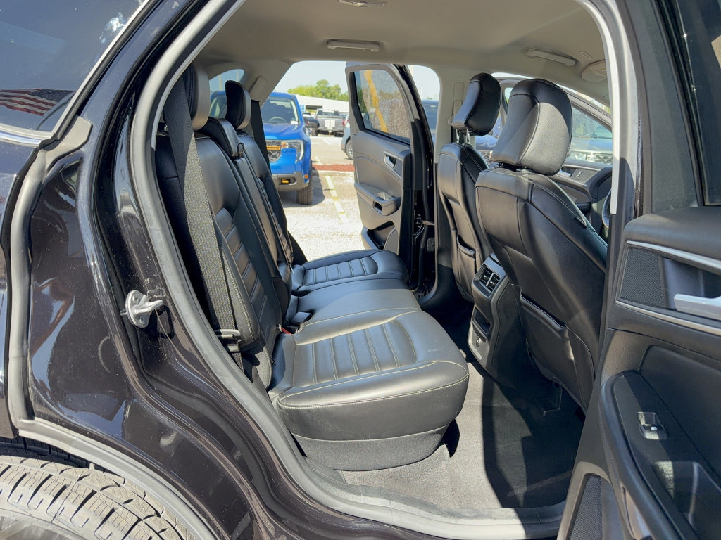 Certified 2023 Ford Edge SEL image 15