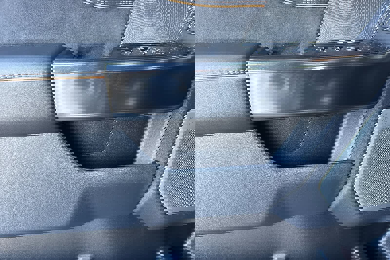 Certified 2023 Ford F450 Platinum w/ FX4 Off-Road Package image 12