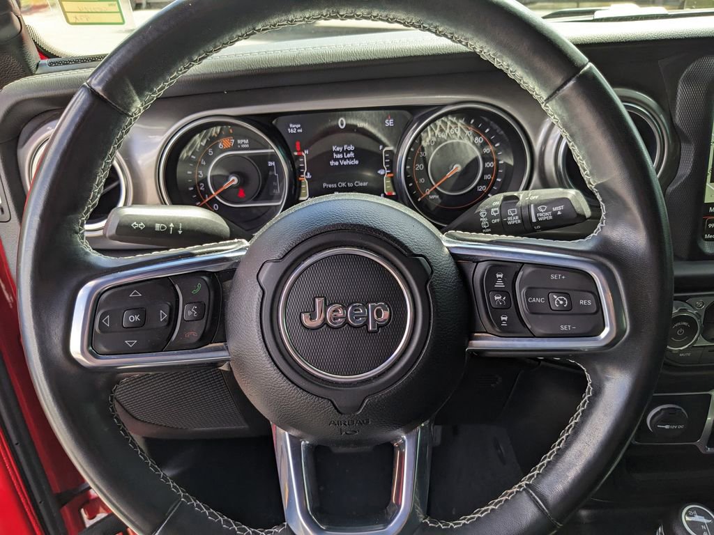Used 2021 Jeep Wrangler Unlimited Sahara image 28