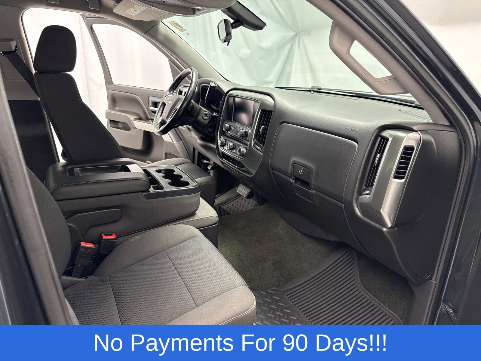 Used 2018 Chevrolet Silverado 1500 LT w/ LT Eassist Package image 29