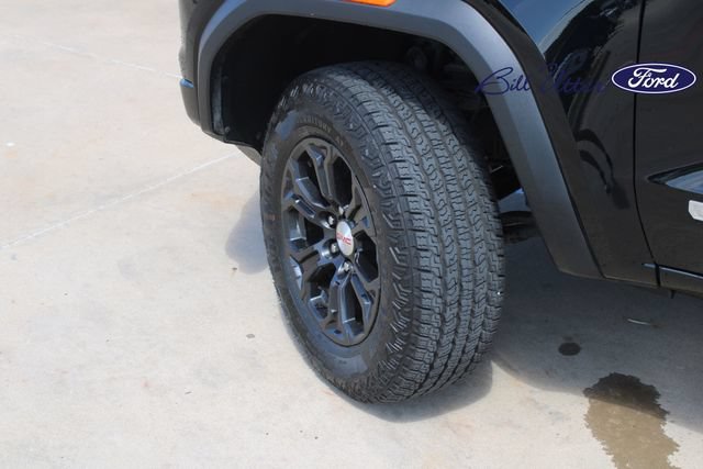 Used 2024 GMC Canyon Elevation w/ Convenience Package RWD image 9