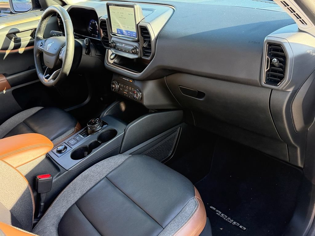 Certified 2021 Ford Bronco Sport Outer Banks w/ Outer Banks Package AWD/4WD image 16