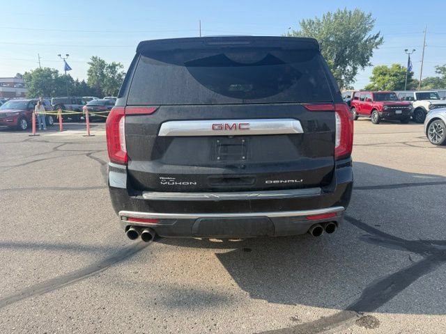 Used 2022 GMC Yukon XL Denali AWD/4WD image 9