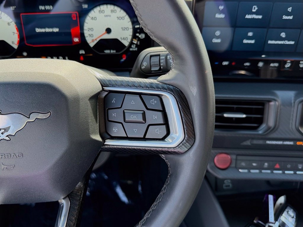 Certified 2025 Ford Mustang Coupe RWD image 21