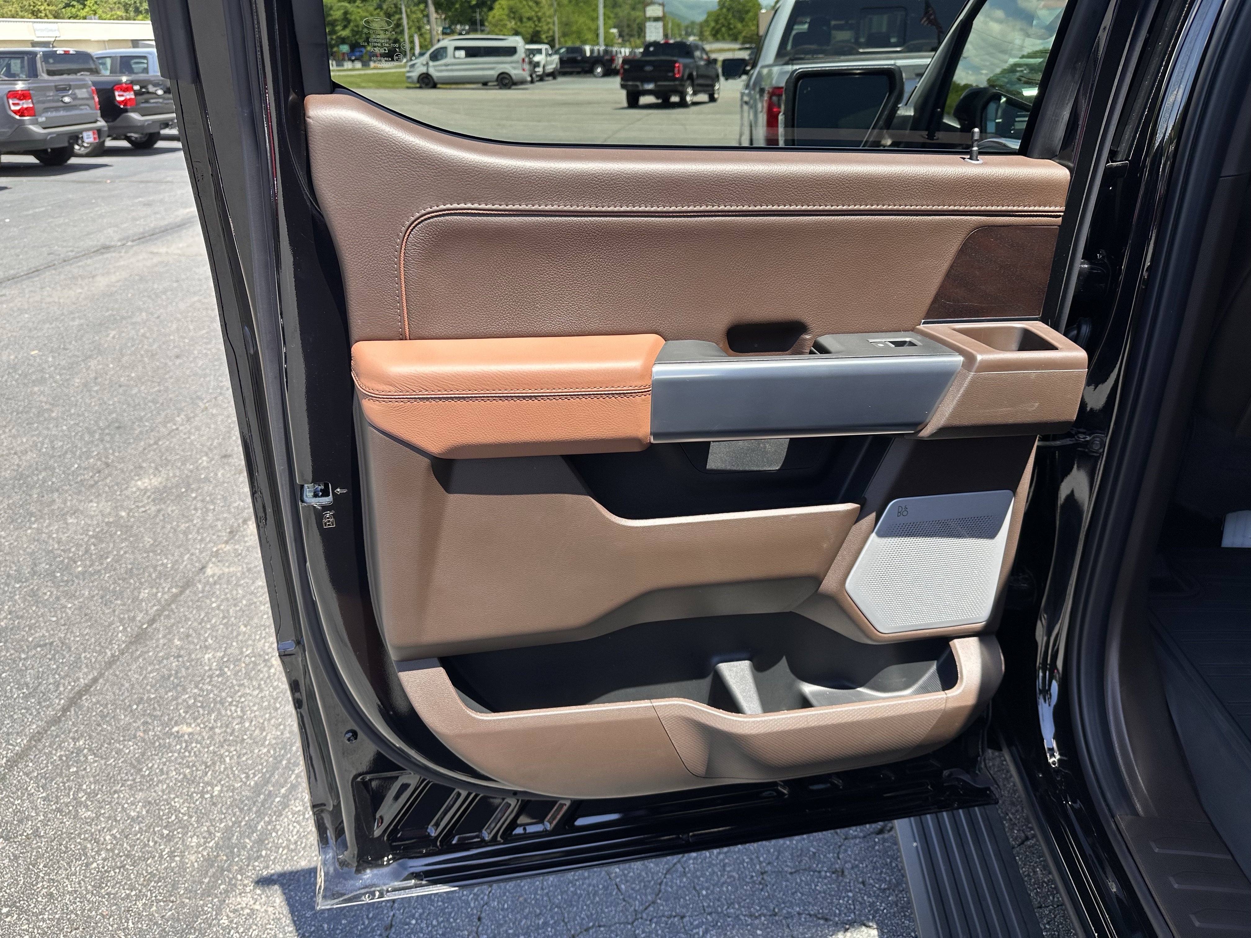 Certified 2025 Ford F150 King Ranch w/ FX4 Off-Road Package AWD/4WD image 13