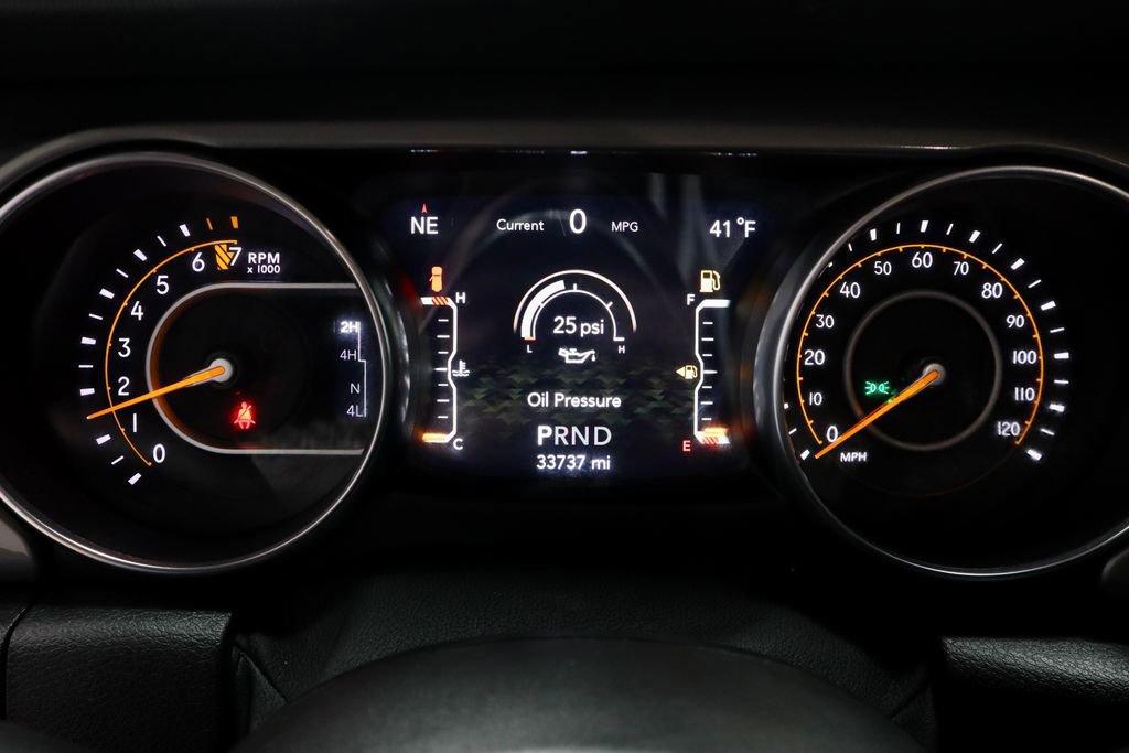 Used 2021 Jeep Wrangler Unlimited Sahara image 28