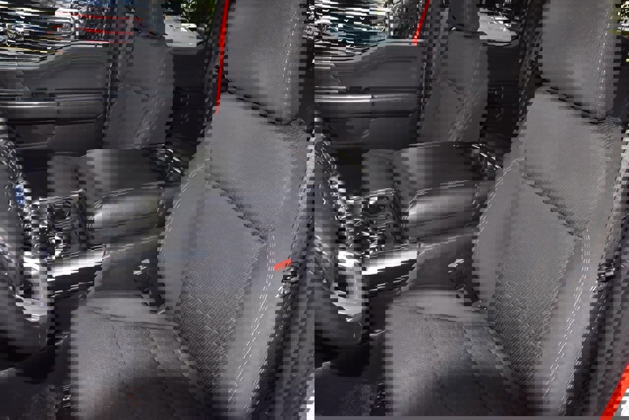 Certified 2022 Ford F150 XLT w/ Equipment Group 302A High image 35