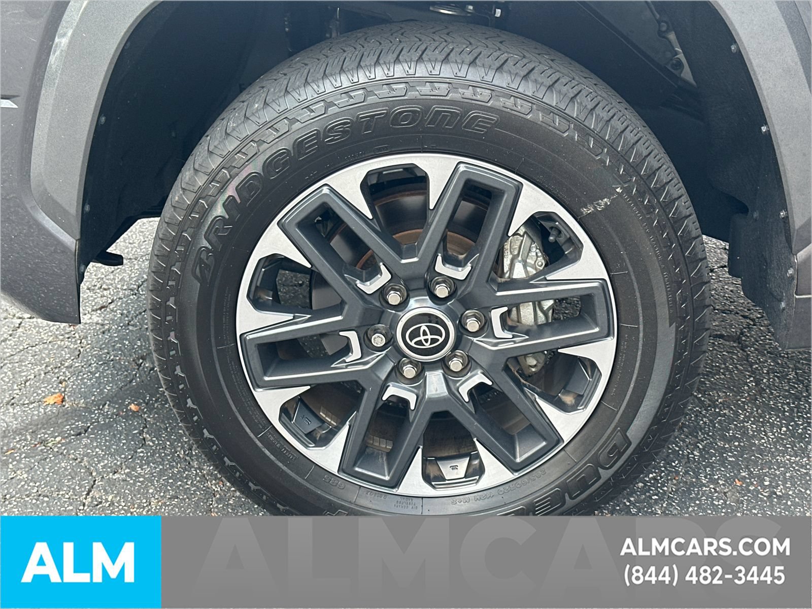 Used 2024 Toyota Tundra Limited AWD/4WD image 12