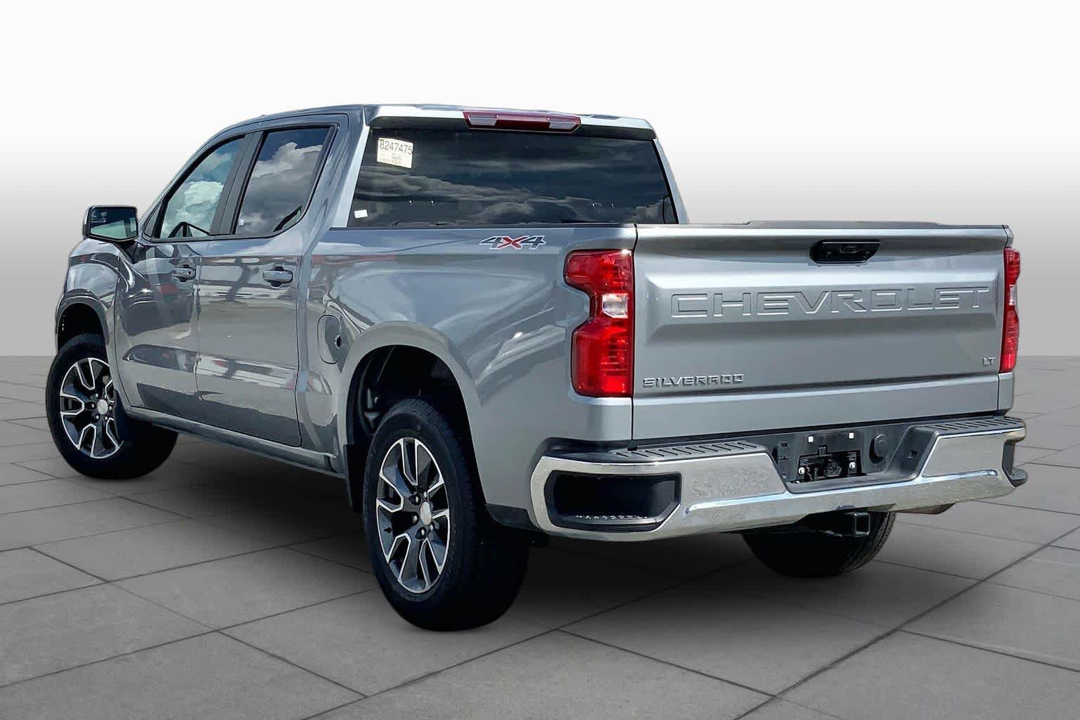 Used 2023 Chevrolet Silverado 1500 LT AWD/4WD image 10