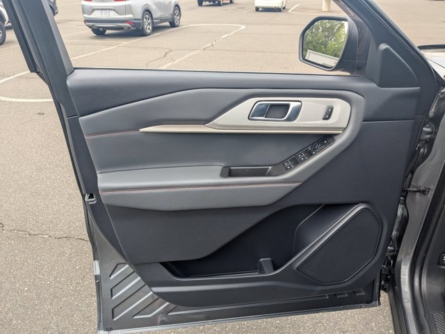 Certified 2025 Ford Explorer Active AWD/4WD image 11