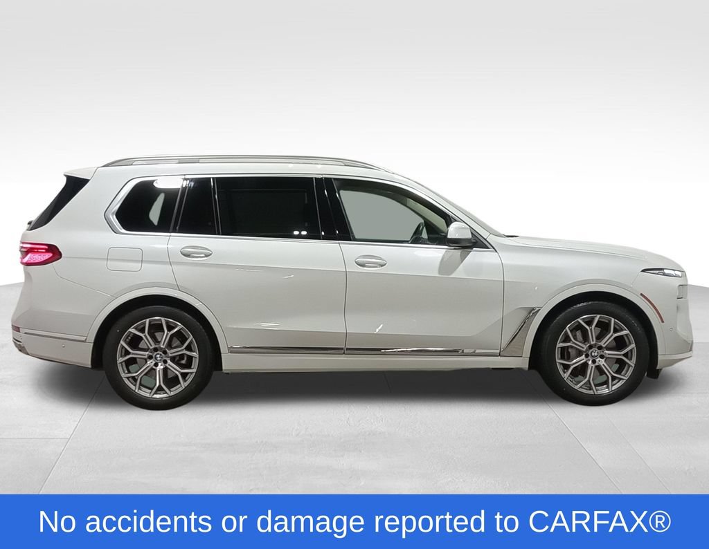 Used 2024 BMW X7 xDrive40i w/ Premium Package AWD/4WD image 2