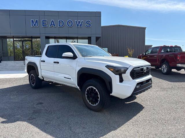 Used 2024 Toyota Tacoma TRD Off-Road AWD/4WD image 6