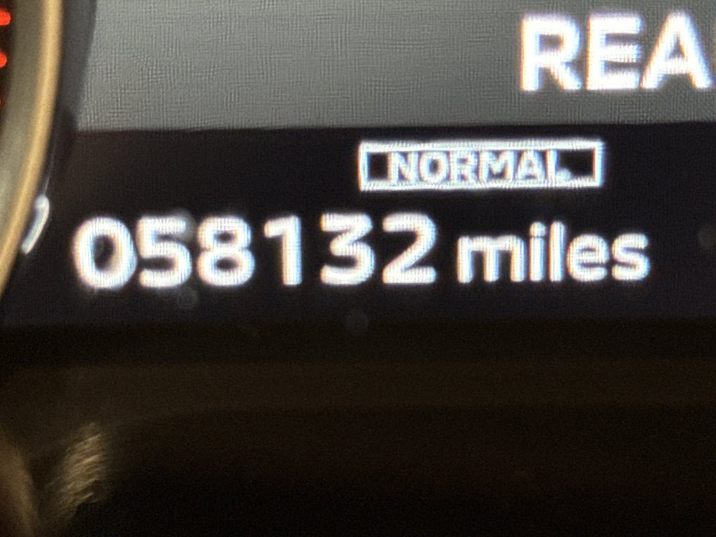 Used 2024 Mitsubishi Outlander SE image 19