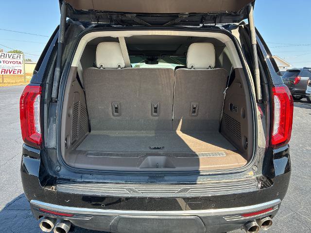 Used 2023 GMC Yukon Denali AWD/4WD image 9
