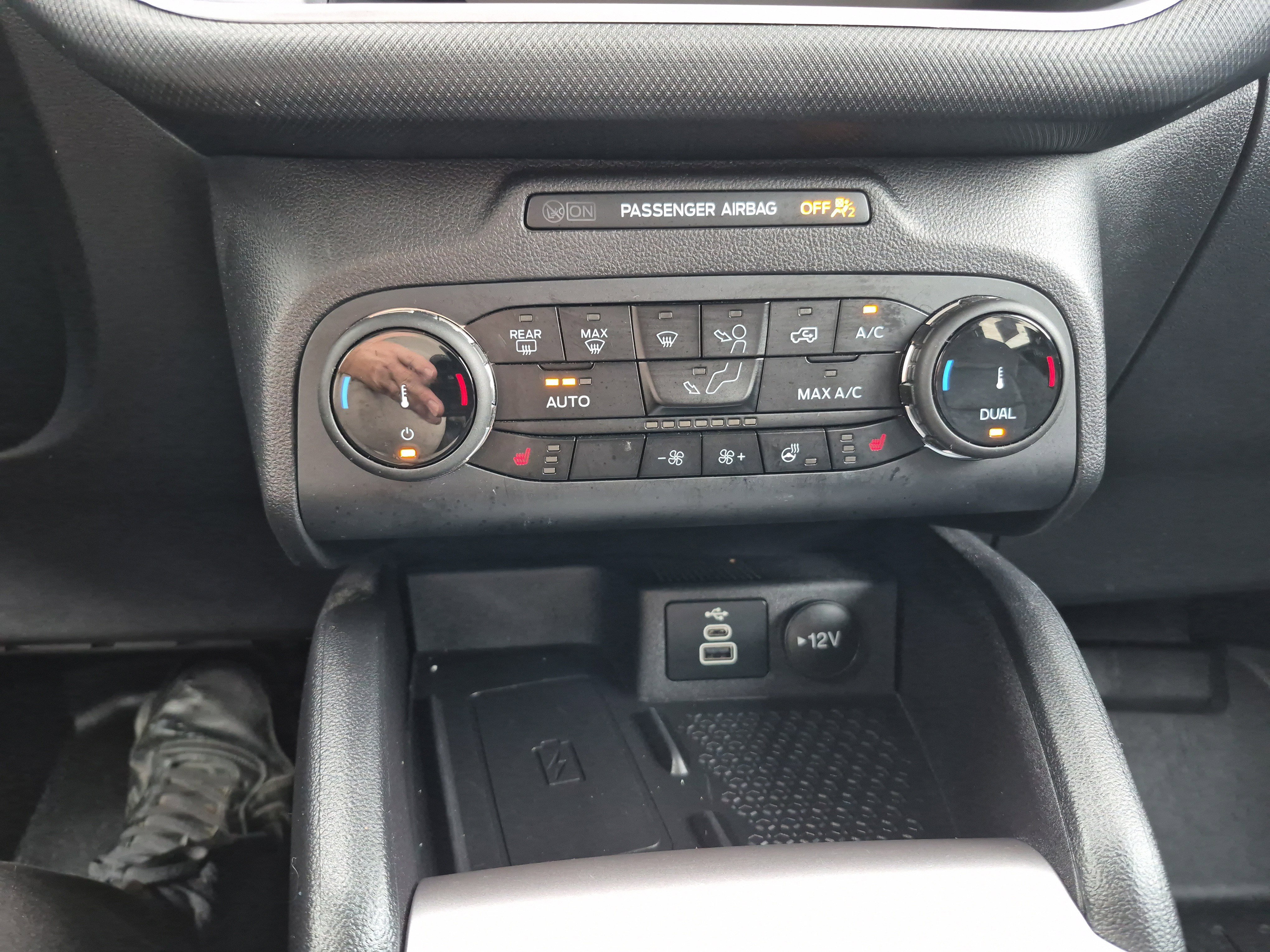 Certified 2024 Ford Bronco Sport Outer Banks w/ Tech Package AWD/4WD image 33