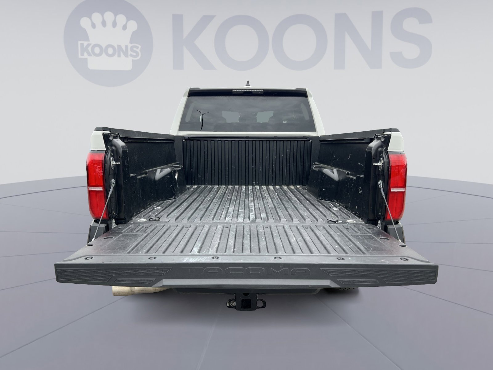 Used 2024 Toyota Tacoma SR RWD image 32