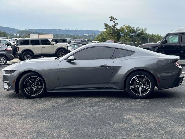 Certified 2025 Ford Mustang Coupe RWD image 7