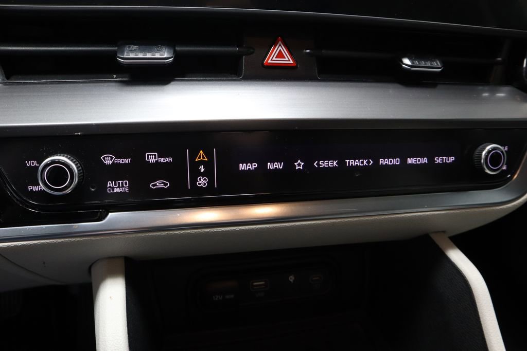 Used 2023 Kia Sportage EX image 34
