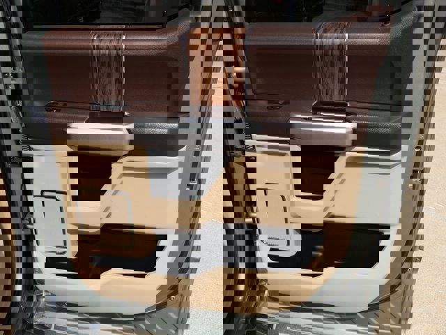 Certified 2019 Ford F150 Lariat w/ Equipment Group 502A Luxury image 20