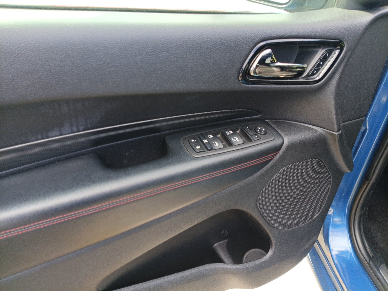 Used 2025 Dodge Durango GT AWD/4WD image 8