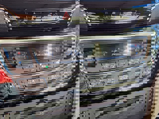 Used 2022 Honda Pilot Touring image 27