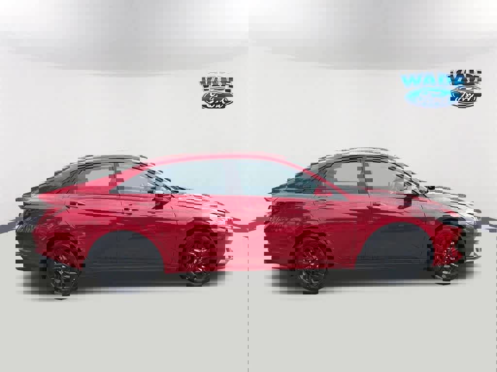 Used 2023 Hyundai Elantra Blue image 4
